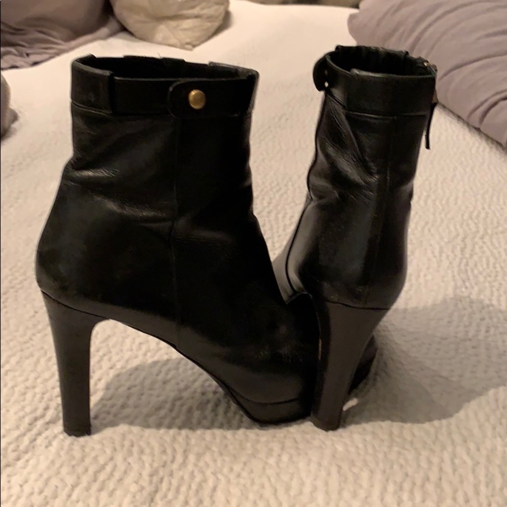 Boots - Picture 4 of 8